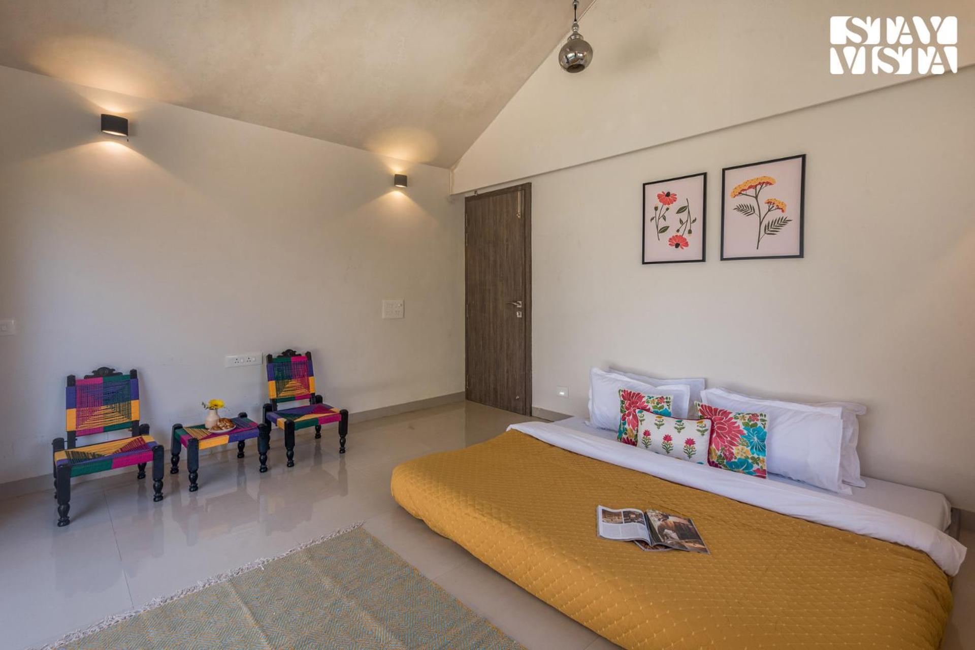 Stayvista'S Silver Grove - Serene Haven With Expansive Lawn & Terrace Нашик Екстериор снимка